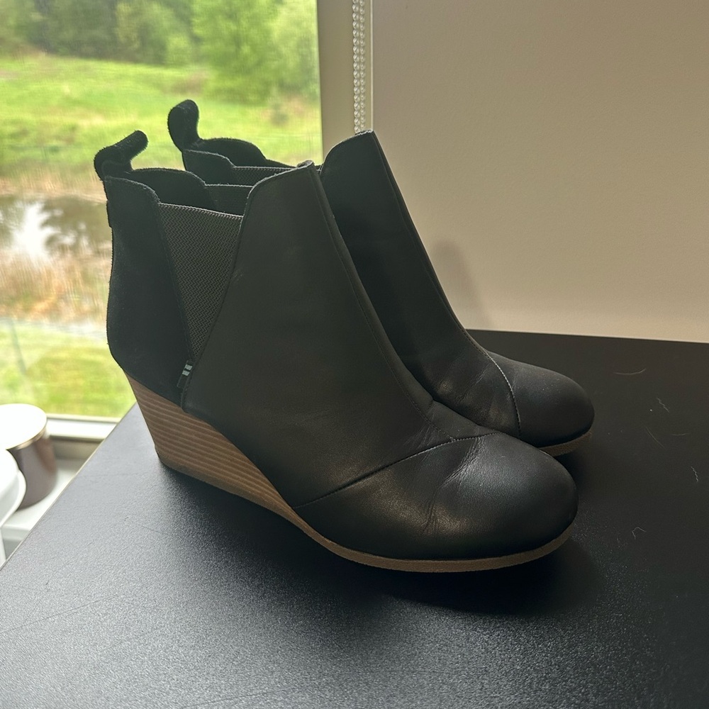 Tom’s Black Wedge Ankle Boots